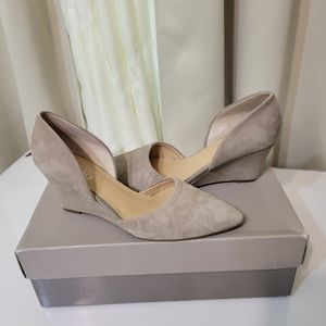Franco Sarto Suede Wedge, size 5.5
